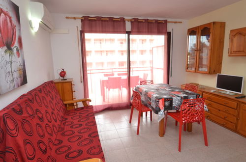 Foto 8 - Apartamento de 1 quarto em Salou com piscina e terraço