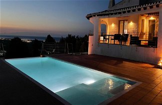Foto 1 - Casa con 3 camere da letto a Pego con piscina privata e vista mare