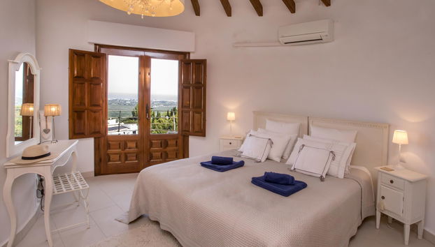 4 bedroom House in Pego with private pool and garden - Photo 5