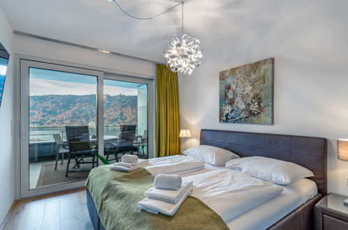 Foto 5 - Appartamento con 2 camere da letto a Treffen am Ossiacher See con vista sulle montagne