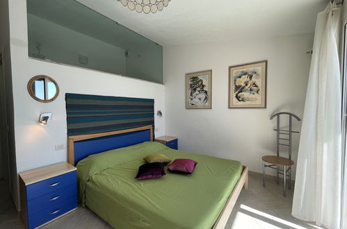 Foto 17 - Casa con 5 camere da letto a Imperia con piscina privata e vista mare