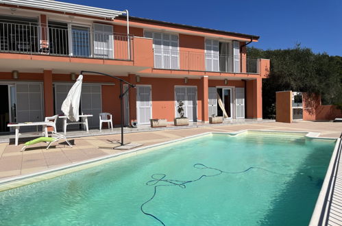 Foto 48 - Haus mit 5 Schlafzimmern in Imperia mit privater pool und blick aufs meer