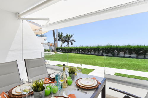 Foto 2 - Appartamento con 2 camere da letto a Spagna con giardino e vista mare