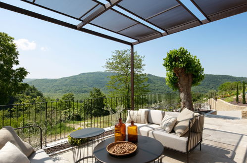 Photo 8 - Maison de 3 chambres à Buzet avec piscine privée et jardin