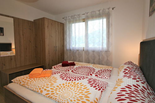 Foto 8 - Appartamento con 2 camere da letto a Hart im Zillertal con giardino e terrazza