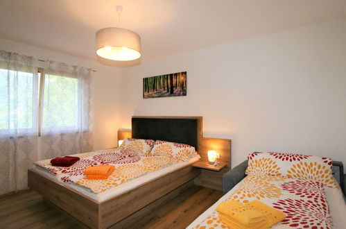 Foto 2 - Appartamento con 2 camere da letto a Hart im Zillertal con giardino e terrazza