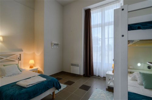 Foto 5 - Apartamento de 2 quartos em Baden com piscina e vistas do mar