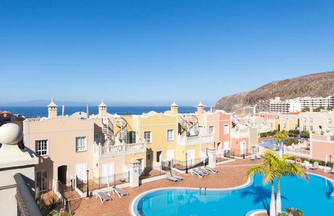 Appartement de 2 chambres à Arona avec piscine et terrasse - Photo 18