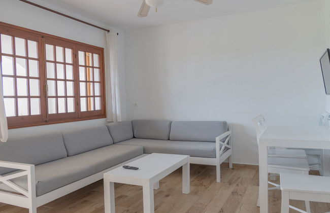 Apartamento de 3 quartos em Alaior com piscina e jardim - Foto 2