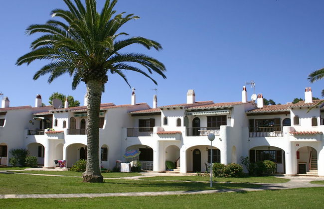Apartamento de 3 quartos em Alaior com piscina e jardim - Foto 1