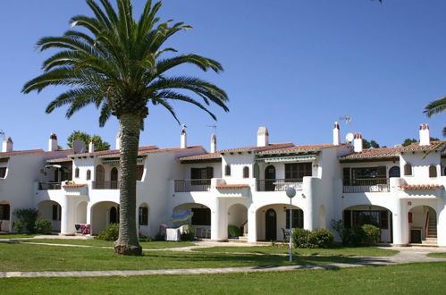 Foto 1 - Apartamento de 2 quartos em Alaior com piscina e vistas do mar