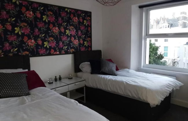 Beautiful 2-bed Seaview Apartment in Plymouth - Foto 2