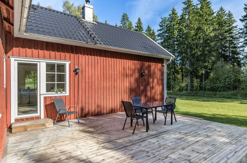 Foto 5 - Haus mit 1 Schlafzimmer in Falköping mit garten und terrasse