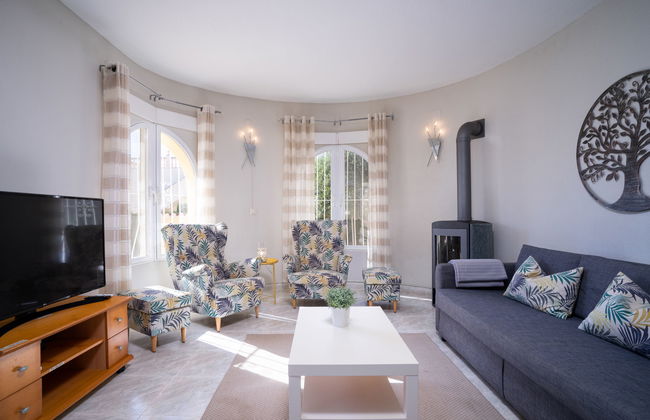 Casa de 3 quartos em Benitachell com piscina privada e jardim - Foto 2