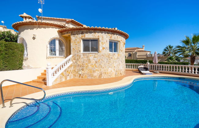 Casa de 3 quartos em Benitachell com piscina privada e jardim - Foto 6