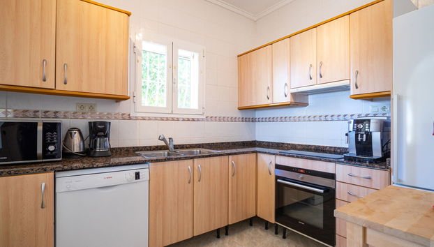 Casa de 3 quartos em Benitachell com piscina privada e jardim - Foto 4