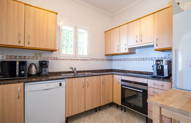 Casa de 3 quartos em Benitachell com piscina privada e jardim - Foto 4