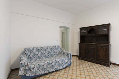Foto 36 - Appartamento con 1 camera da letto a Finale Ligure con giardino e vista mare