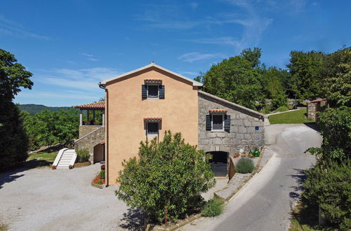 Photo 9 - 2 bedroom House in Buzet with private pool and garden
