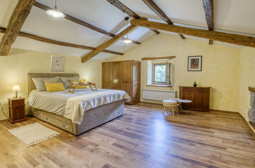 Photo 40 - 2 bedroom House in Buzet with private pool and garden