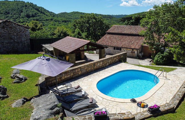 Casa de 3 quartos em Buzet com piscina privada e jardim - Foto 28