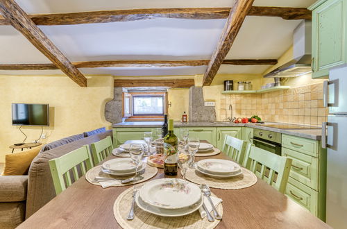 Photo 20 - 2 bedroom House in Buzet with private pool and garden