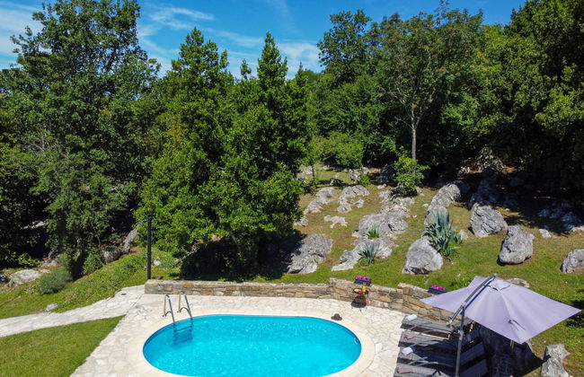 Casa de 3 quartos em Buzet com piscina privada e jardim - Foto 12