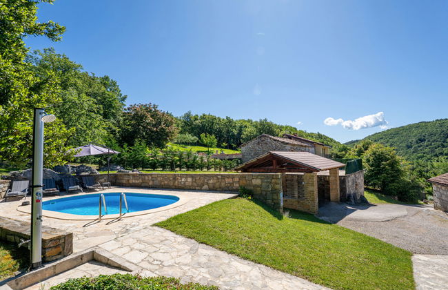 Casa de 3 quartos em Buzet com piscina privada e jardim - Foto 44