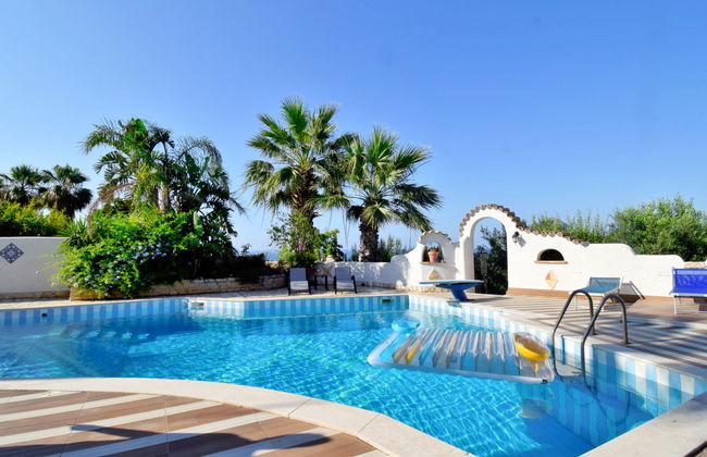 Casa de 7 quartos em Valderice com piscina privada e jardim - Foto 40