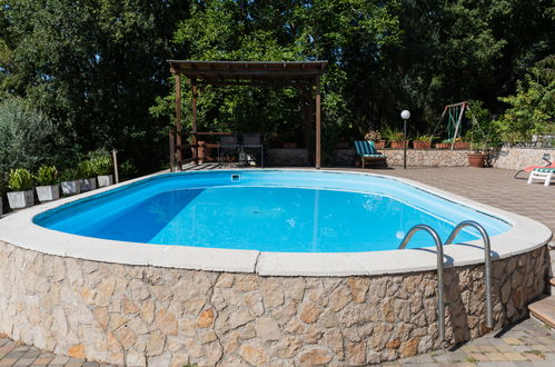 Photo 26 - 4 bedroom House in Salisano with private pool and garden