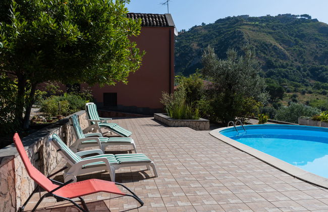 Casa de 4 quartos em Salisano com piscina privada e jardim - Foto 31