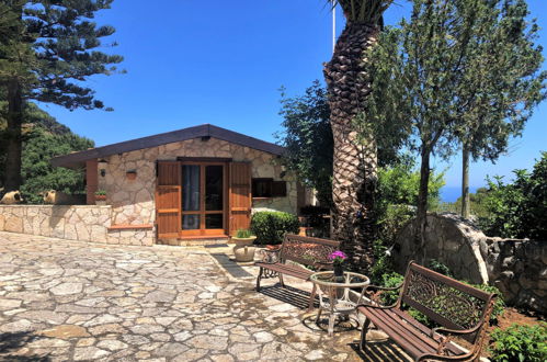 Foto 1 - Casa en Castellammare del Golfo con piscina y vistas al mar