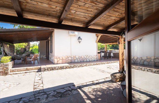 Nicole con Dependance - Foto 34