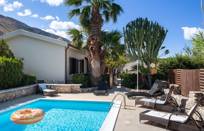 Nicole con Dependance - Foto 43