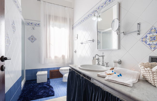 Nicole con Dependance - Foto 23