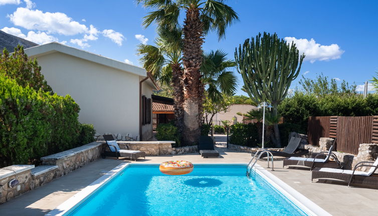 Photo 1 - Maison de 4 chambres à Castellammare del Golfo avec piscine privée et vues à la mer