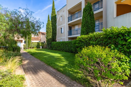 Photo 25 - Maison de 2 chambres à Le Lavandou avec piscine et jardin