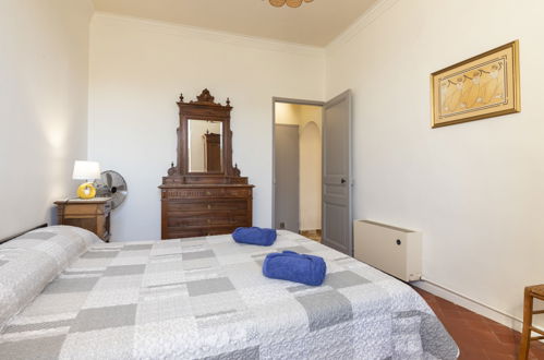 Foto 16 - Casa con 3 camere da letto a Châteaurenard con piscina privata e giardino