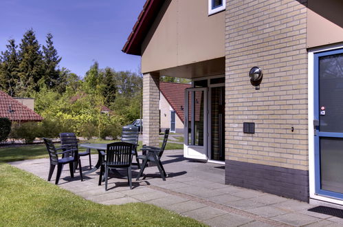 Photo 12 - 2 bedroom House in Dalfsen with swimming pool and garden