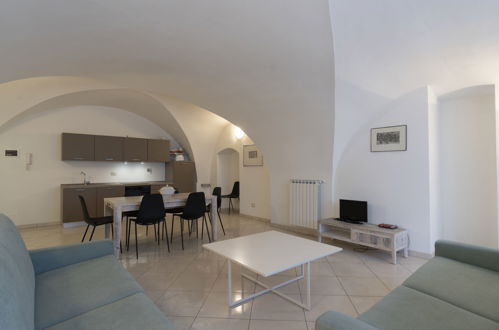 Foto 10 - Apartamento de 1 quarto em San Bartolomeo al Mare com vistas do mar