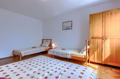 Foto 33 - Casa con 5 camere da letto a Žminj con piscina privata e giardino