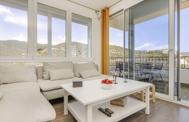 3 bedroom Apartment in Tossa de Mar - Photo 2