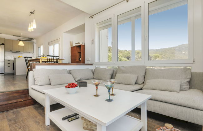 3 bedroom Apartment in Tossa de Mar - Photo 9