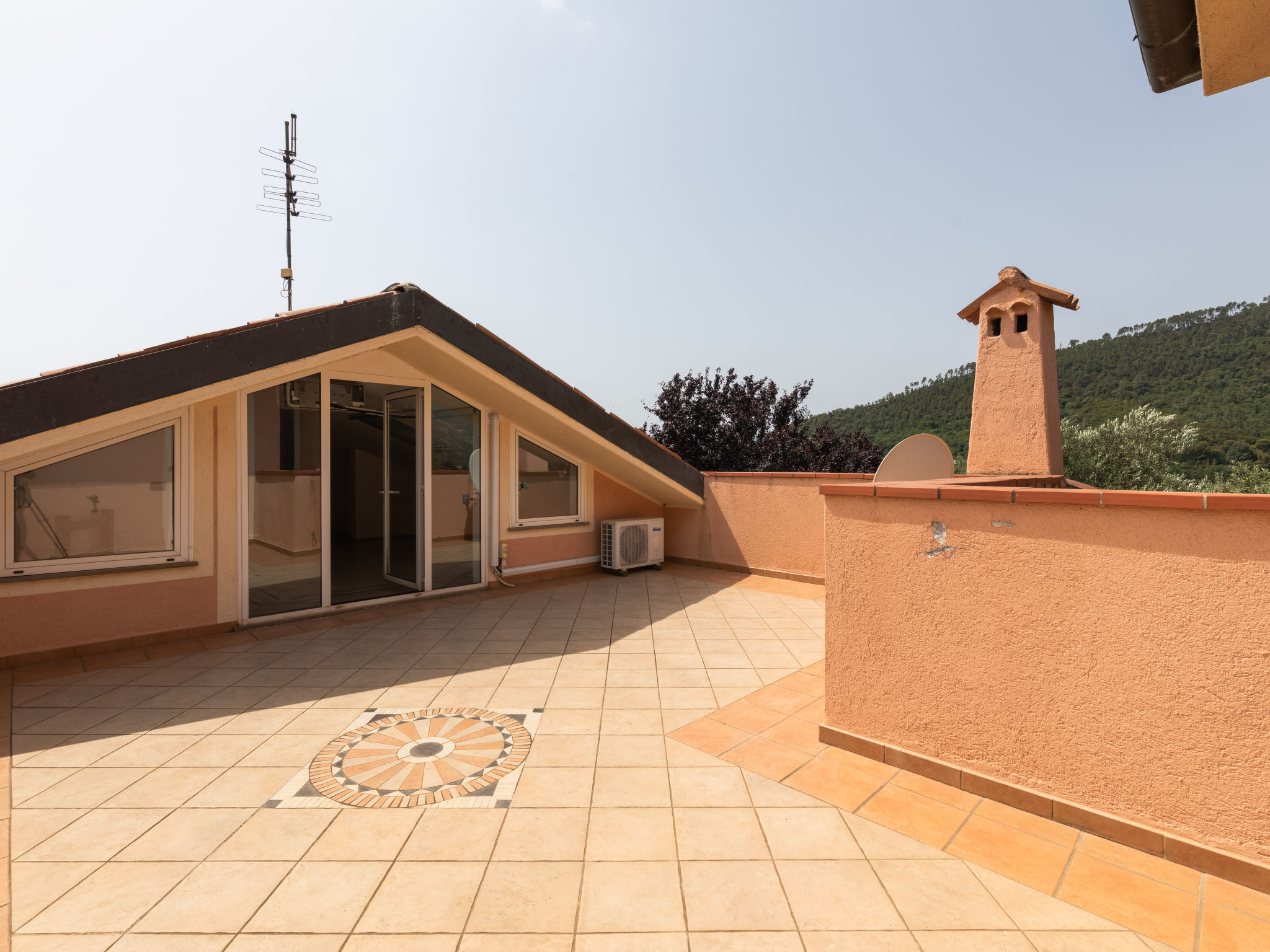 Photo 28 - Maison de 3 chambres à Cisano sul Neva avec jardin et terrasse