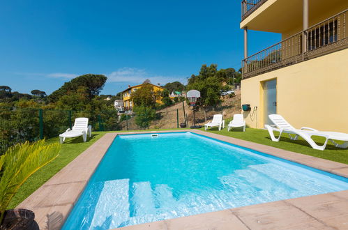 Photo 2 - 3 bedroom House in Maçanet de la Selva with private pool and sea view