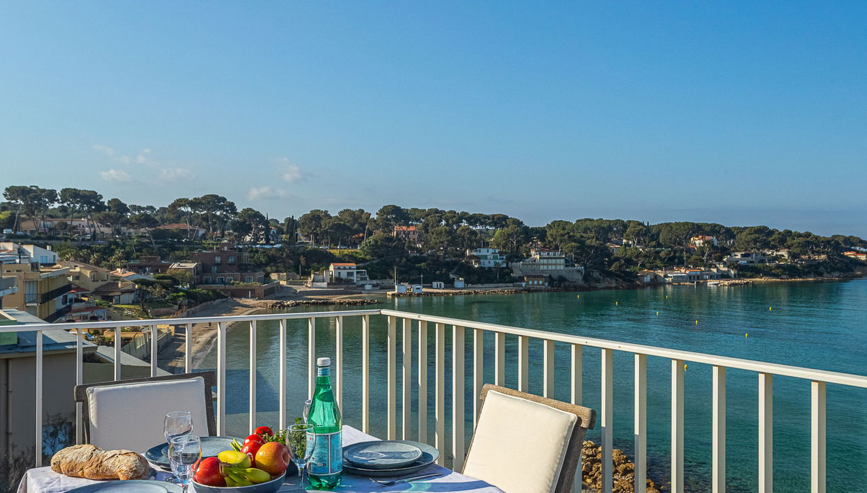 2 bedroom Apartment in Sanary-sur-Mer with terrace - Photo 1