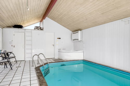 Photo 2 - Maison de 4 chambres à Løkken avec piscine privée et terrasse