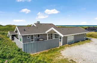 Foto 1 - Casa de 4 quartos em Løkken com piscina privada e terraço