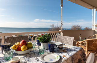 Photo 2 - Appartement de 2 chambres à Follonica avec terrasse