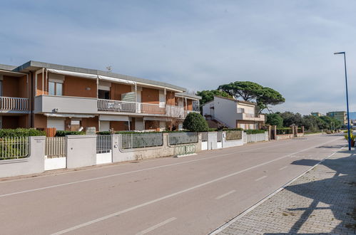 Foto 30 - Appartamento con 2 camere da letto a Follonica con terrazza e vista mare